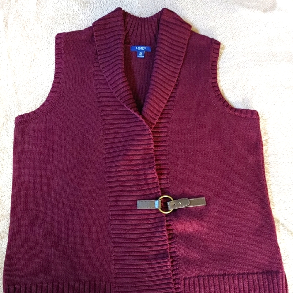 Sweater vest